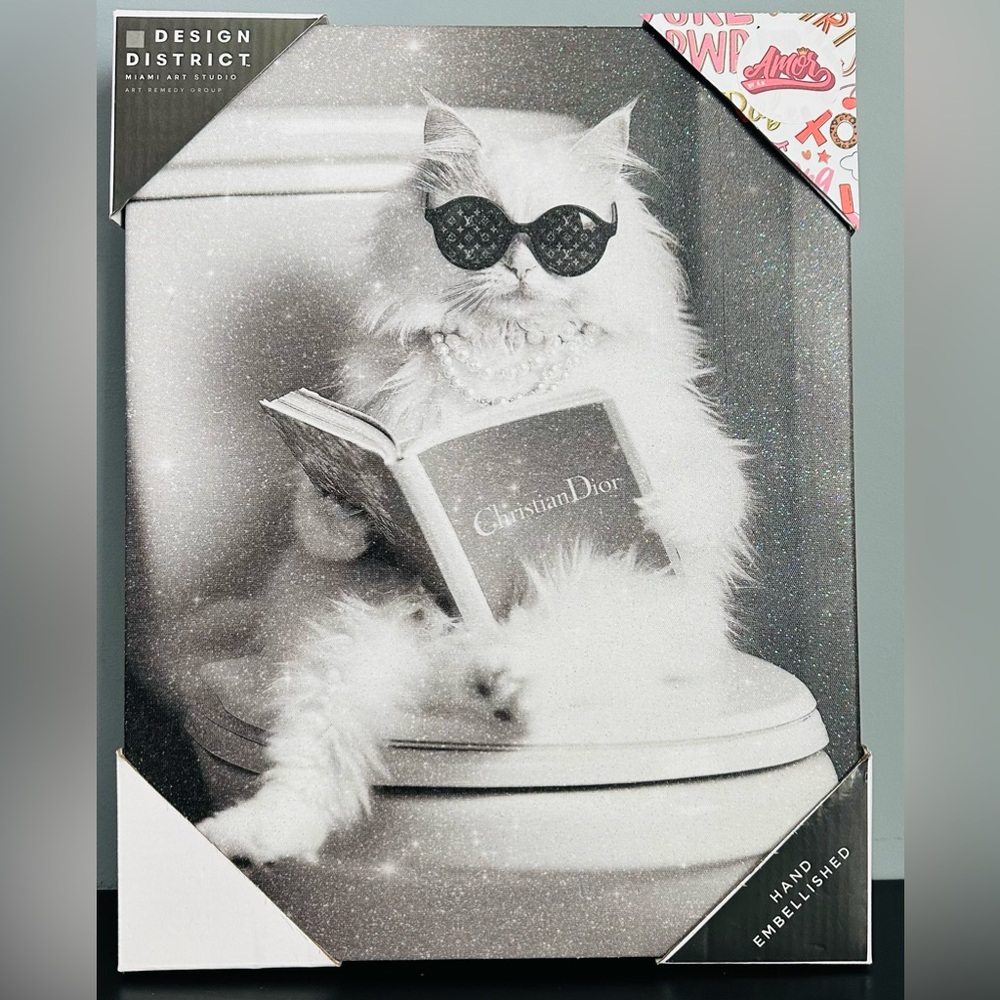 💎💕Luxury Cat {Dior} Wall Art with Black and White Design🐾